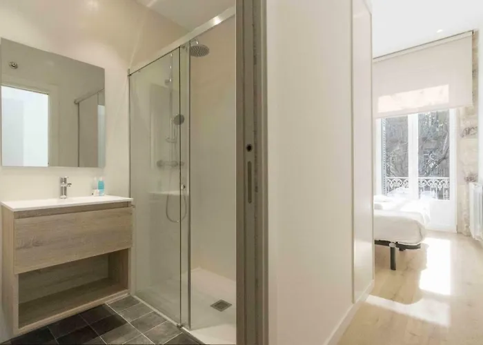 The Collection - Buen Pastor Ii Apartament